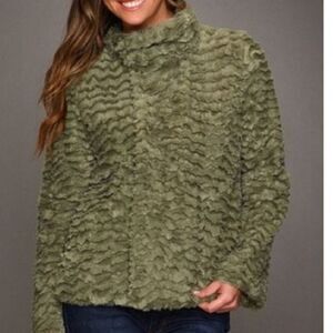 Patagonia Pelage olive green fleece zip up jacket size large